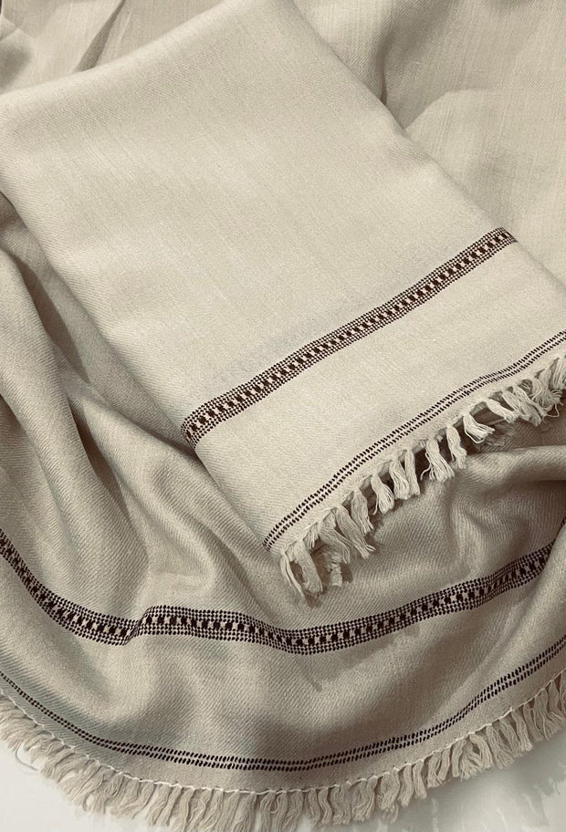 J. EXECUTIVE WOOL SHAWL